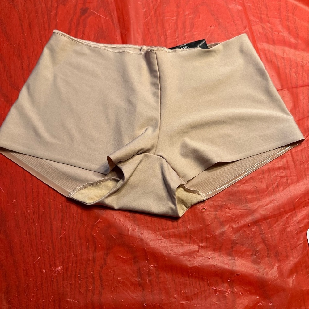 Nordstrom Light Beige Shorts